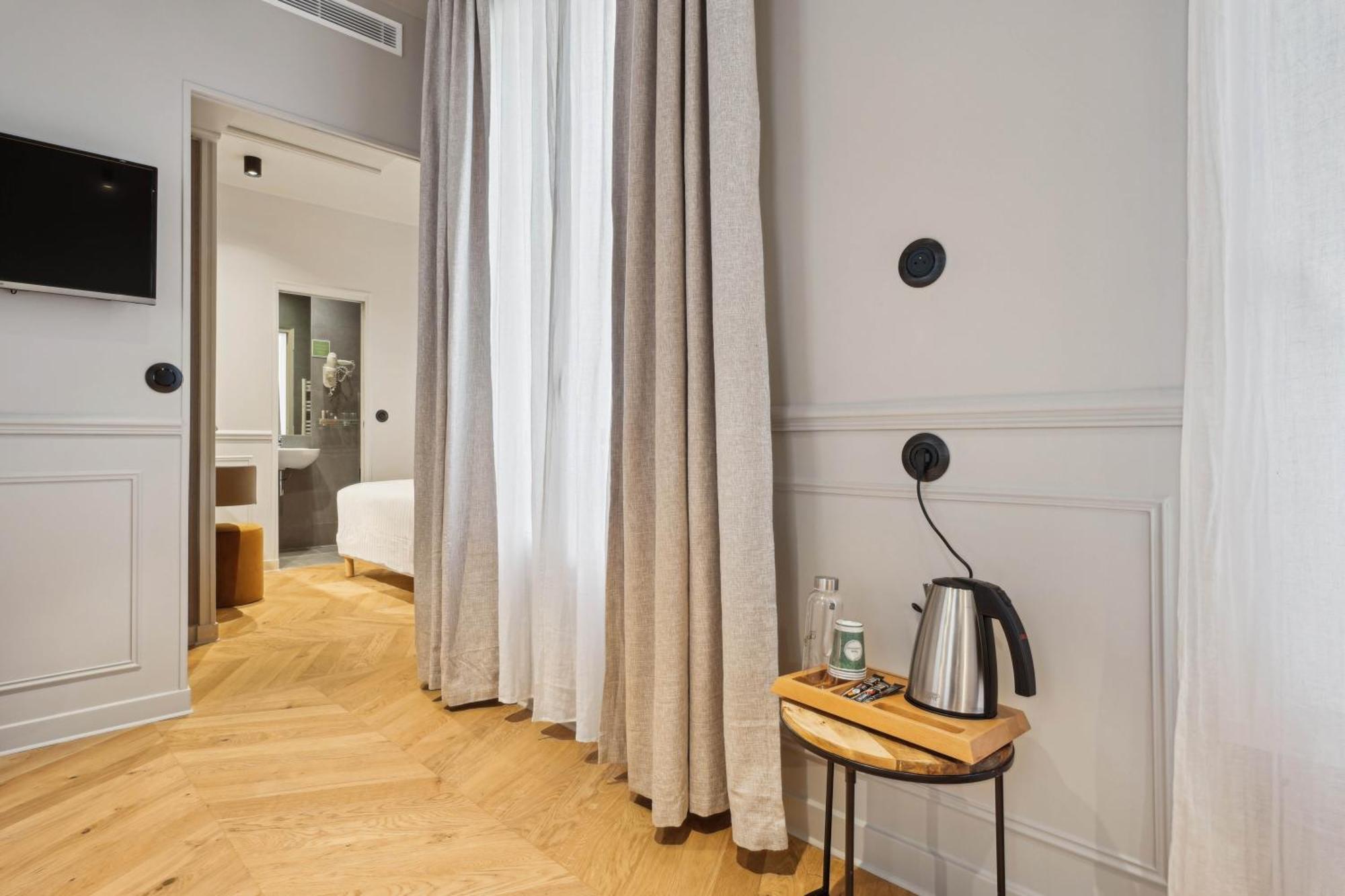 Hotel Clemence باريس المظهر الخارجي الصورة